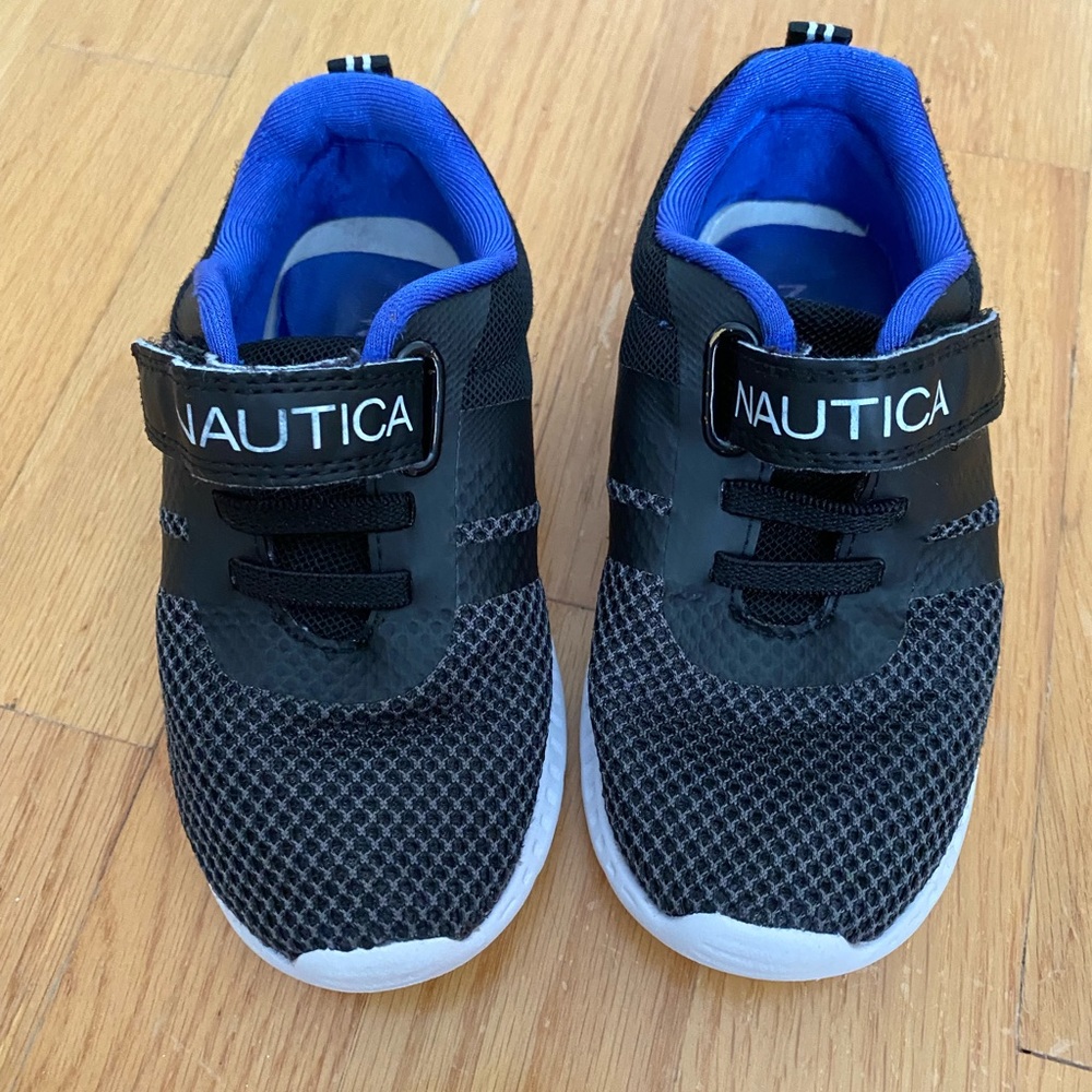 Nautica sneakers boys 9